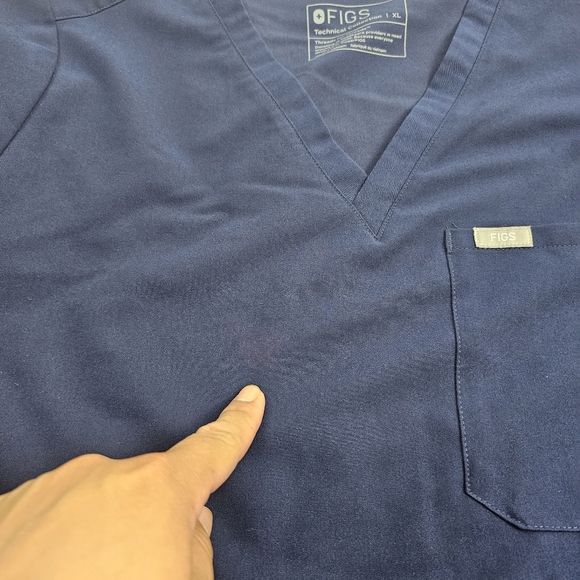 Figs Navy Blue Catarina One Pocket Top Size XL - Picture 5 of 6